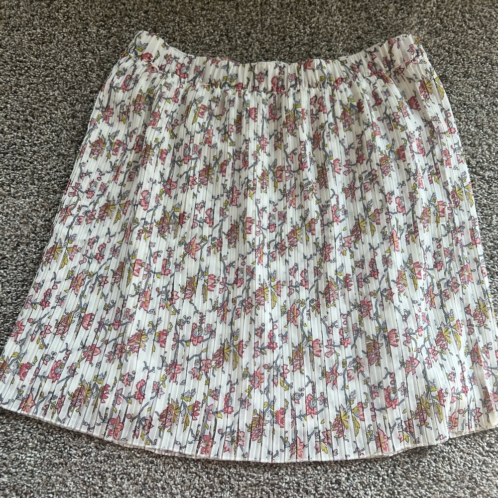 Loft pleated skirt, sz M medium